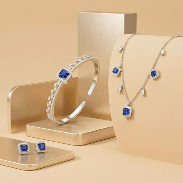 Pendant sets with gemstones in Silver